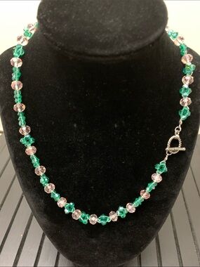 Gorgeous elegant unique Green and Light Pink Crystal Necklace